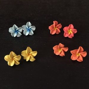 Ron Jon’s Floral Earring set